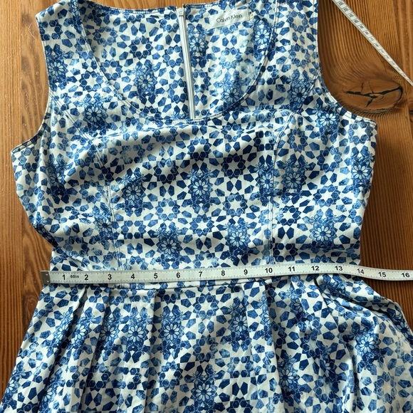 Calvin Klein Sleeveless Fit and Flare Pleated Dress in Regatta Print - Picture 9 of 10